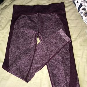 Maroon Seamless Leggings